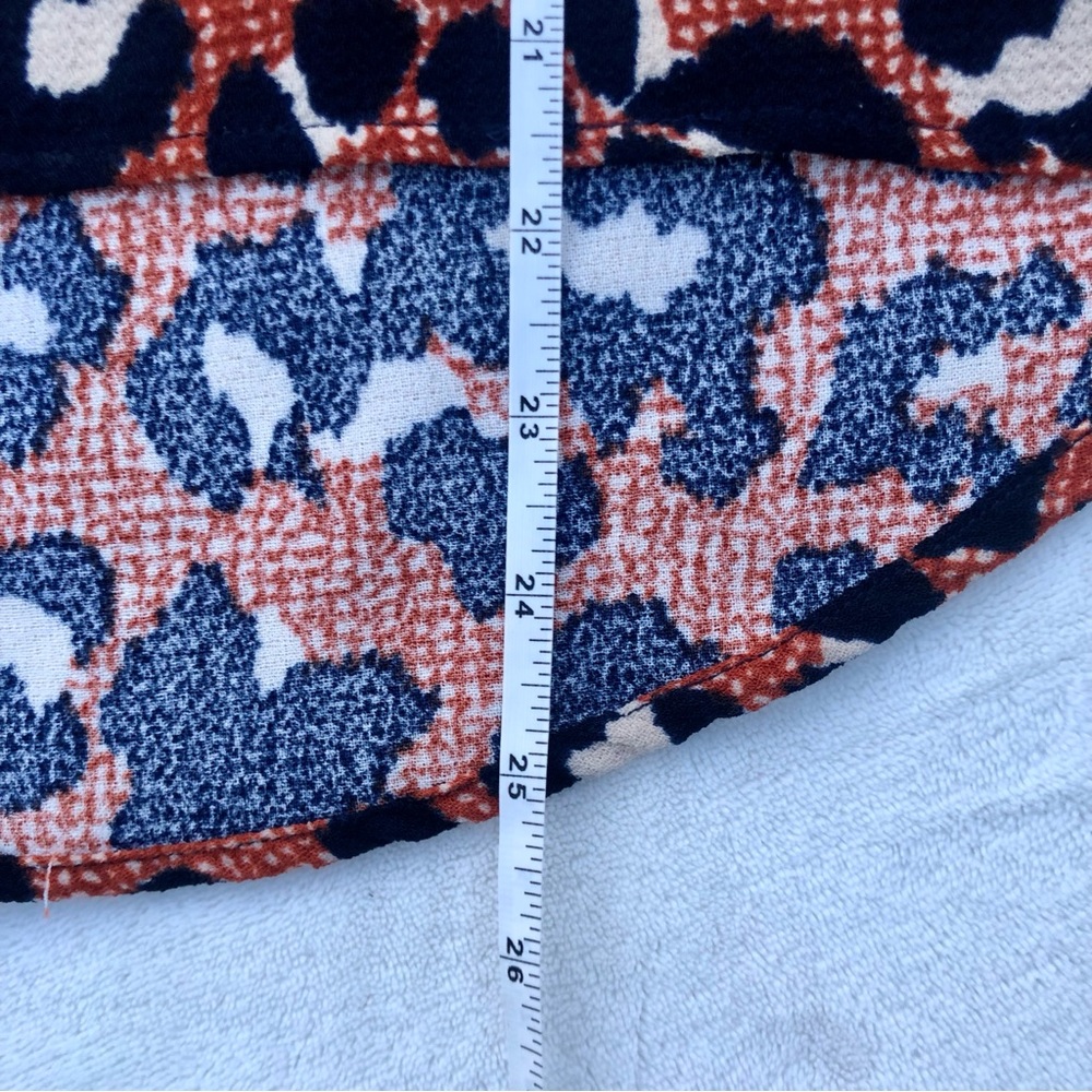 Leopard Print Shirt Rust Zipper Top Sz. Small officecore - Picture 7 of 8